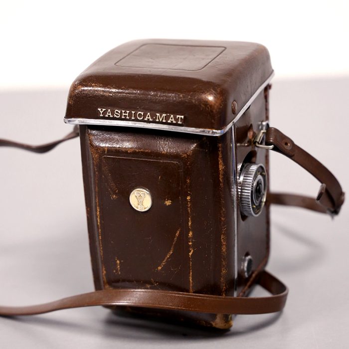 YASHICA - MAT EM